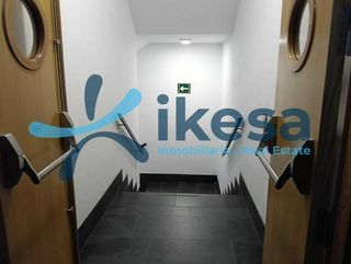 Local comercial en venta en Arco Norte - Avda. España en Dos Hermanas