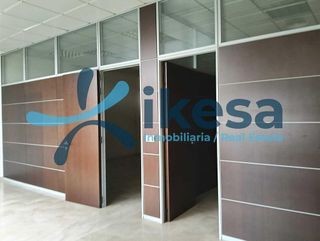 Local comercial en venta en Arco Norte - Avda. España en Dos Hermanas