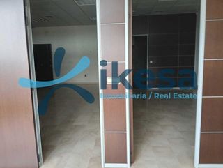 Local comercial en venta en Arco Norte - Avda. España en Dos Hermanas