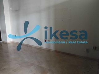 Local comercial en venta en Arco Norte - Avda. España en Dos Hermanas