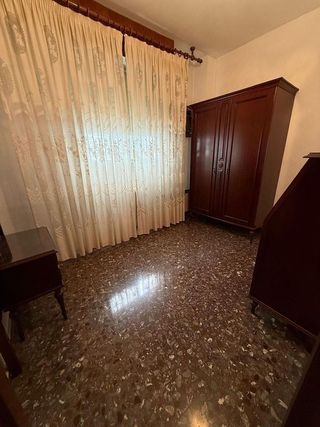 Piso en venta en Linares