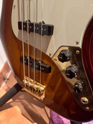 Bajo Fender 75 Aniversario, EE.UU,Edición Limitada