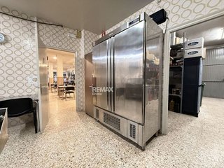 Local comercial en venta en Bisbal d´Empordà, La
