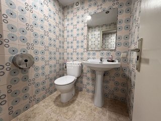 Local comercial en venta en Bisbal d´Empordà, La