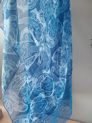 Pañuelo Desigual Azul y Blanco
