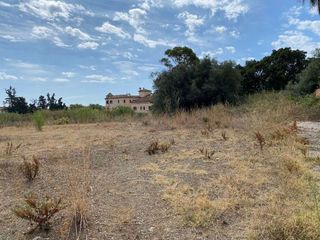 Terreno en venta en Nueva Andalucía centro en Marbella