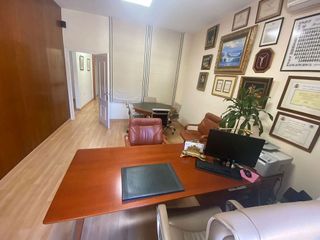 Oficina en venta en El Higueral - La Merced en Marbella