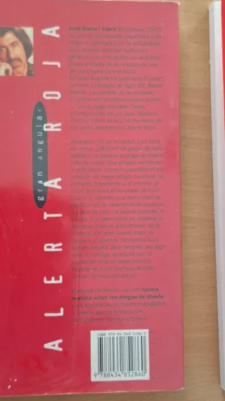 Dos libros literatura juvenil