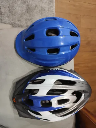 2 Cascos Bicicleta + 2 Patinetes