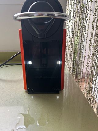 Cafetera Nespresso Roja