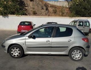 Enganche cinturon peugeot 5990bac911 206 1.4 81923