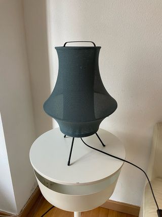 Lámpara de mesa azul marino