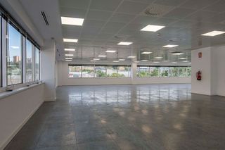 Oficina en alquiler en Almeda - El Corte Inglés en Cornellà de Llobregat