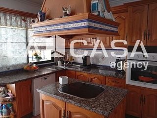 Chalet en venta en Centro - Doña Mercedes en Dos Hermanas