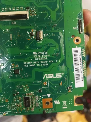 Placa base de portátil – sin datos – para repuesto