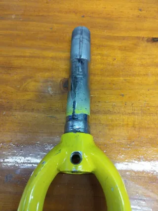 Horquilla bici carretera amarilla