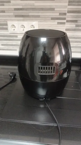 Freidora de aire Techwood negra