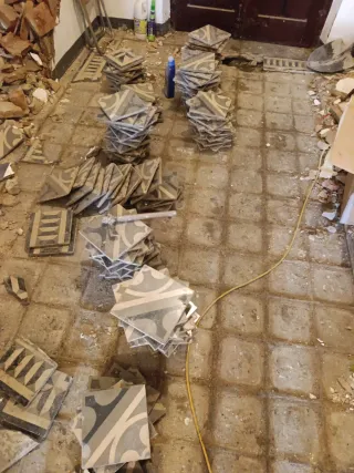 Suelo hidráulico antiguo