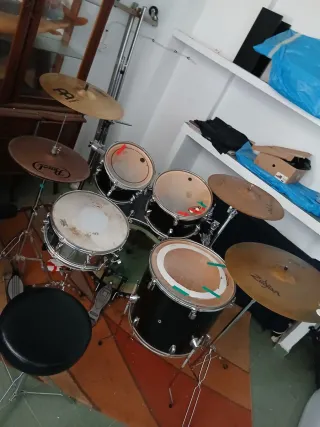 Batería Acústica Mapex Tornado Negra