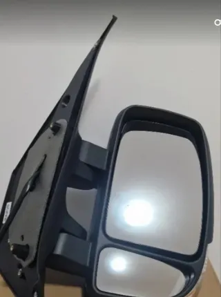 Espejo retrovisor eléctrico