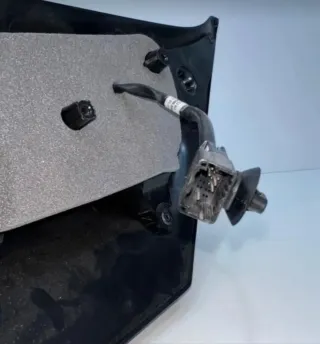 Espejo retrovisor eléctrico