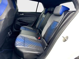 Volkswagen Golf R 4Motion DSG · IVA deducible