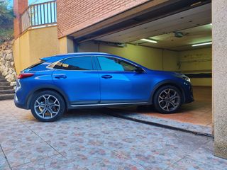 KIA XCeed Hybrid PHEV 1.6 141 eMotion Pack Premium