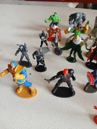 Lote Muñecos Marvel Superhéroes