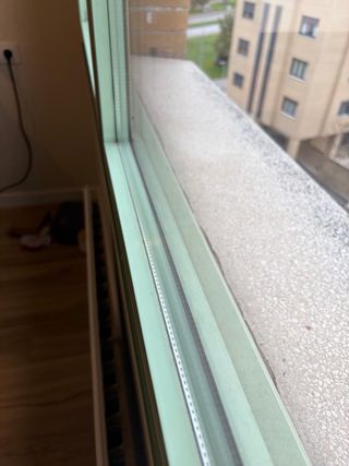 Oferta 4 Ventanas Aluminio y puerta verde menta