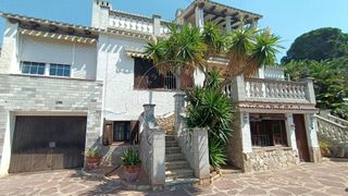 Chalet en venta en Roca Grossa - Serra Brava en Lloret de Mar