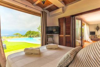 Casa adosada en alquiler en Cala Vedella - Cala Tarida - Cala Conta en Sant Josep de sa Talaia