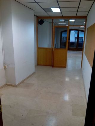 Oficina en alquiler en Centro en Teruel