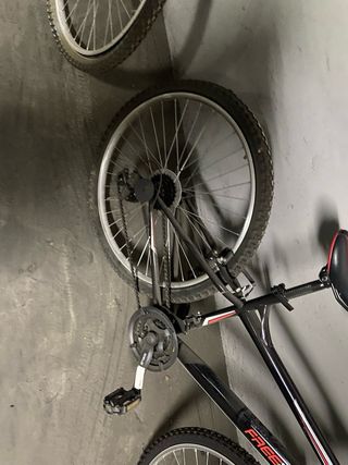 Bicicleta Freerider Negra