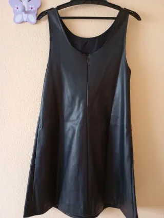 Vestido Zara efecto piel negro niña 13 años