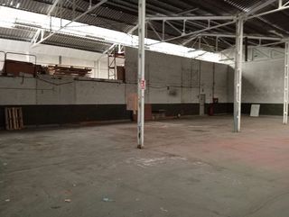 Nave industrial en alquiler en Segle XX en Terrassa