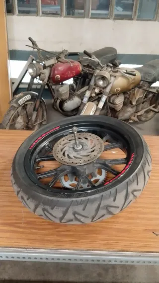 Pareja Llantas Derbi GPR 49cc