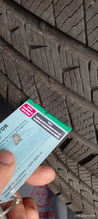 Cubiertas de coche (gomas) 245/45/20