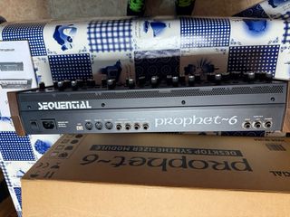 Sintetizador Sequential Prophet-6 Desktop