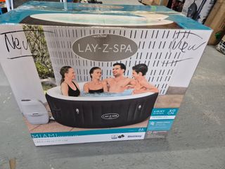 Spa hinchable para 4 personas