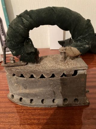 Plancha antigua de hierro