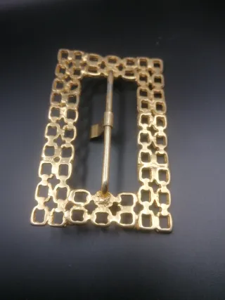 Fibbia vintage metallo dorato design a maglie