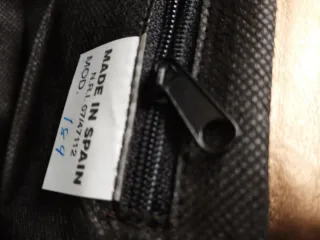 Bolso de fiesta marrón y dorado