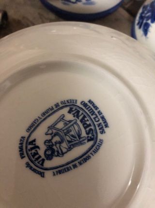 Juego de café y vajilla azul y blanco