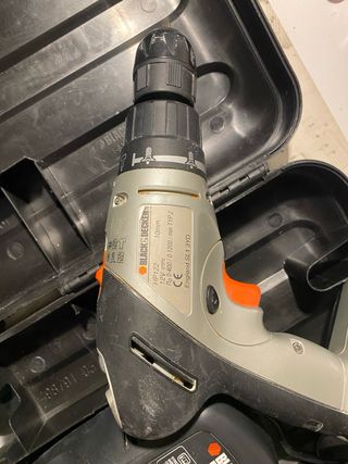 Taladro Black & Decker 12V