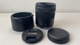 Canon RF 85mm f2.0 Macro IS STM