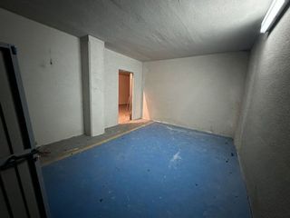 Garaje en venta en Universidad - Los Lirios en Logroño