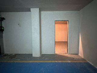 Garaje en venta en Universidad - Los Lirios en Logroño