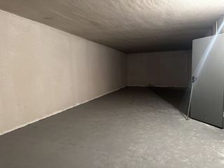 Garaje en venta en Universidad - Los Lirios en Logroño