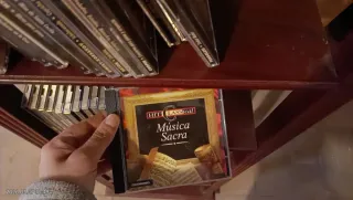 Colección música clasica Mueble y CDs