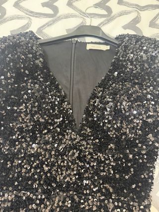 Vestito nero con paillettes